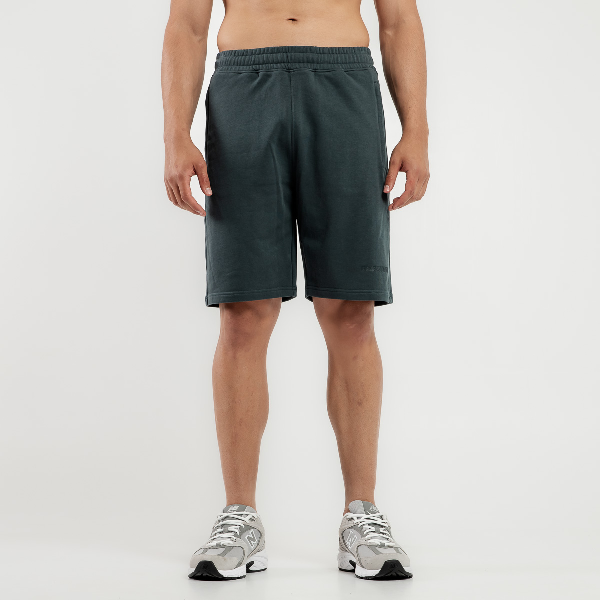benation_essentials_terry_shorts_with_zip_pockets_03312503_1