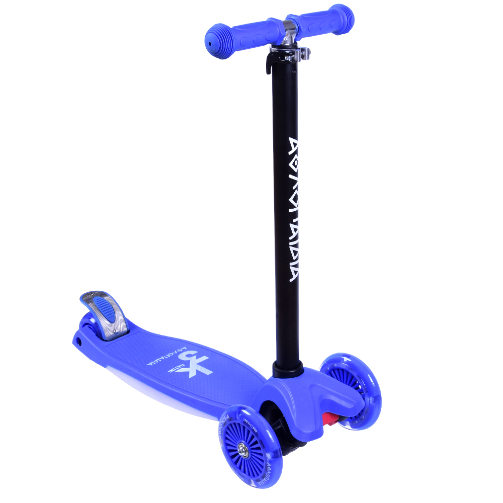 0-athlopaidia-3troxo-patini-scooter-me-fotizomeni-basi-kai-rodakia-mple-right-tilt ΑΘΛΟΠΑΙΔΙΑ 3τροχο Πατίνι (Scooter) Με Φωτιζόμενη Βάση Και Ροδάκια - Μπλε 002.61215/BLU - Image 1